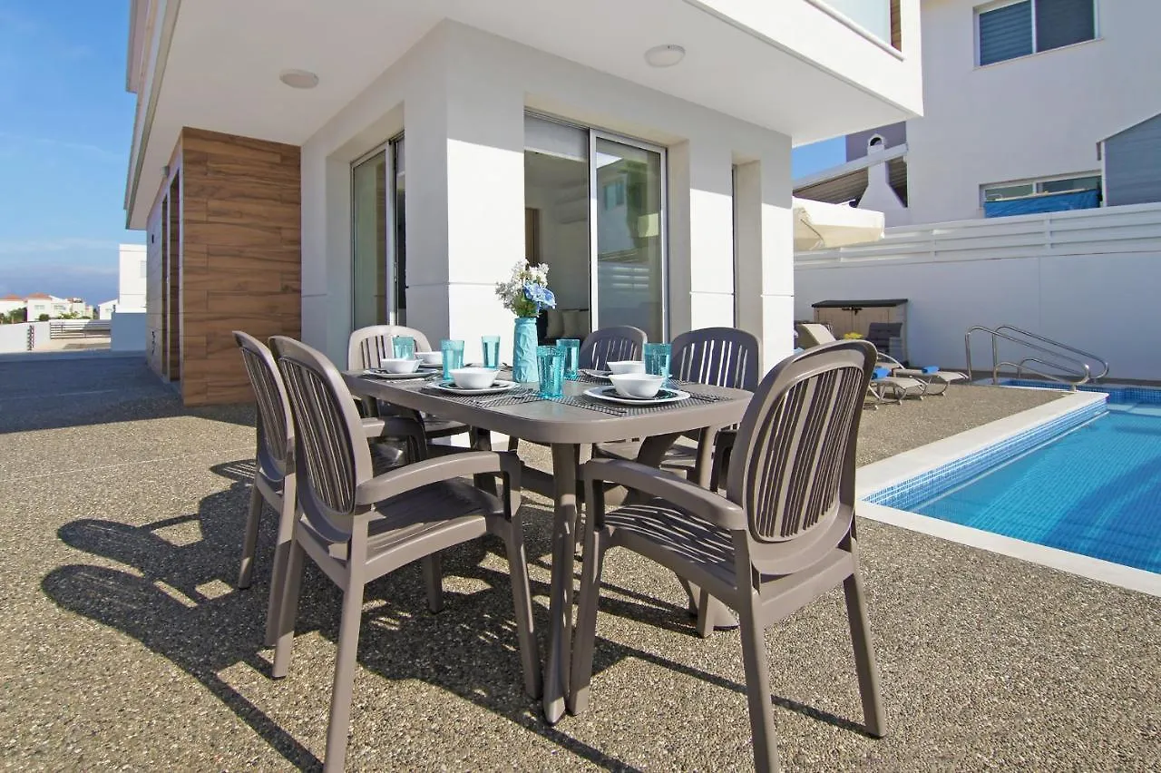 Villa Thea Athena Protaras